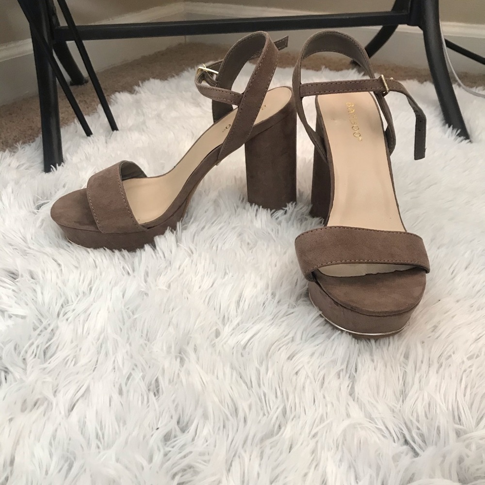 BAMBOO Brown Suede Block Heel Sandals